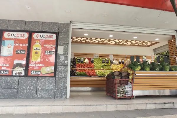 Özpaş Market - Resim 3