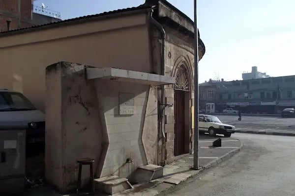 Karesi Bey Türbesi - Resim 15