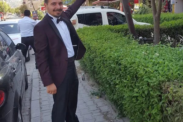 Altın Makas Saç Tasarım Erkek Kuaförü - Resim 7