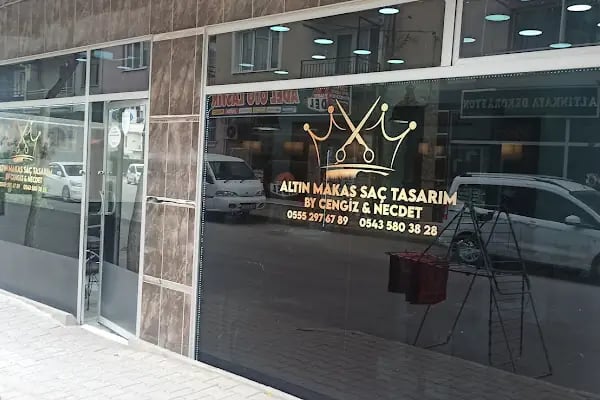 Altın Makas Saç Tasarım Erkek Kuaförü - Resim 12