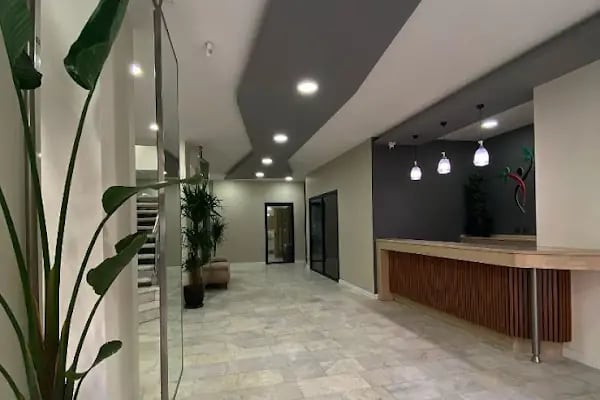 BORNOVA DOKTOR KLİNİKLERİ - Resim 15