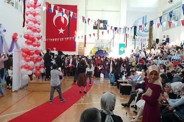 Yüzyıl Spor Kompleksi - Resim 12
