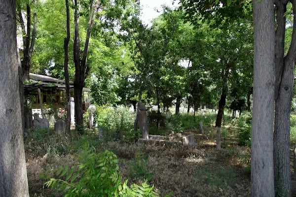 Sarı Yakup Mezarlığı - Resim 1