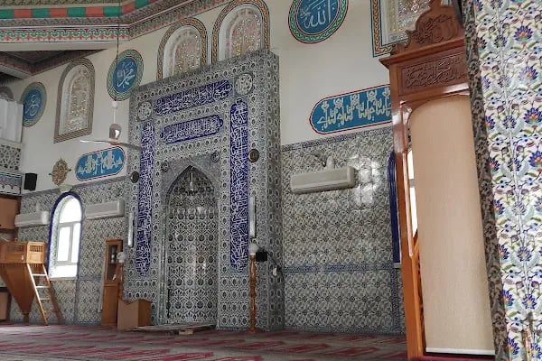 Ulubey Hicret CamiI - Resim 9