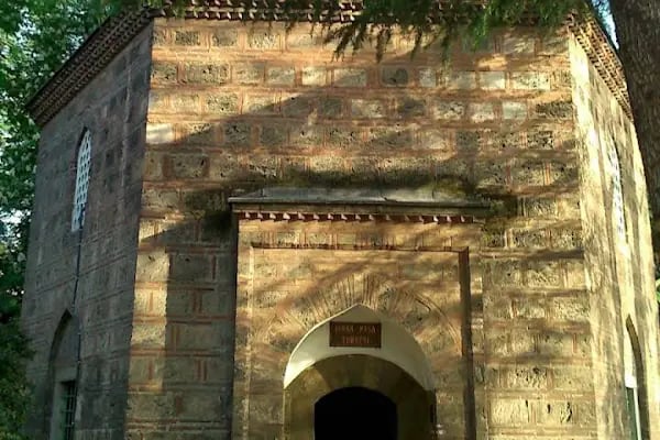 ishakpaşa türbesi - Resim 2