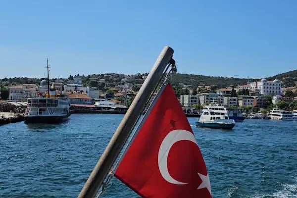 İskele Meydanı - Resim 13