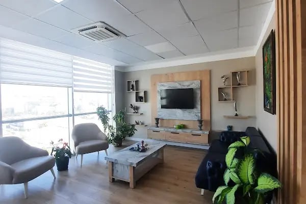 Op. Dr. Özmen Kara - Resim 1