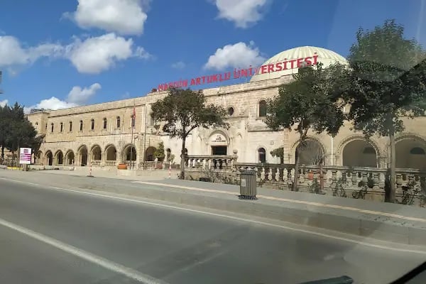 Mardin Artuklu Üniversitesi Rektörlüğü - Resim 2