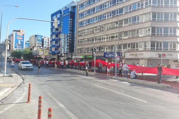 Çankaya Metro Durağı - Resim 11