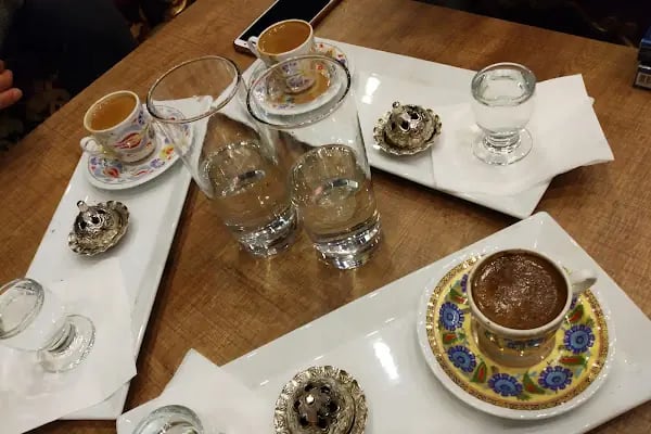 Osmanlı Kafe Nargile - Resim 3
