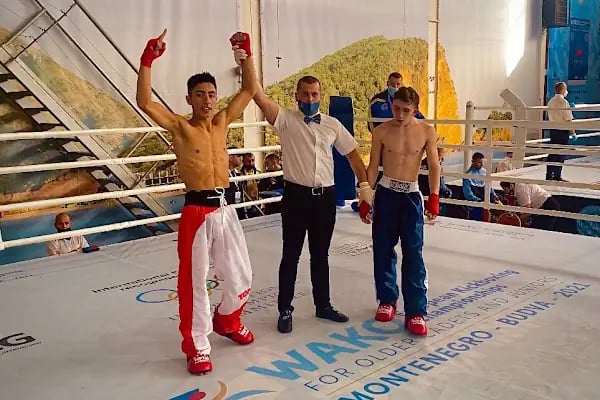 Arnavutköy kickboks crossfit fitness spor salonu - Resim 11
