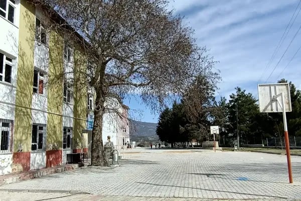 Akçay Emlak &amp; Gayrimenkul Ofisi - Resim 6