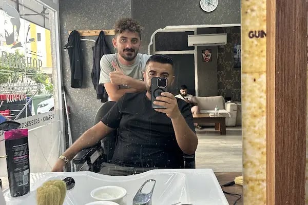 Zen coiffeur,hairdressers, парикмахерская мужская,friseur, haarschneider,barber shop,מעצבת שיער, kuaför, berber,barber,סַפָּר - Resim 11