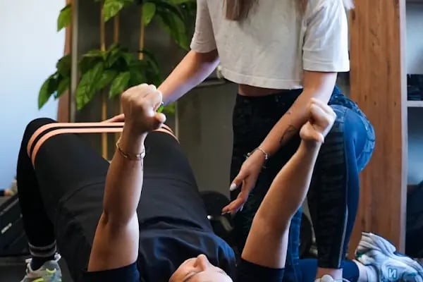 Goldenwrist Training Studio - Resim 11