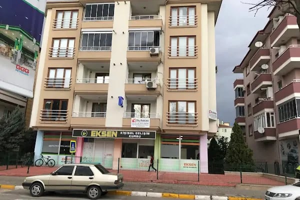 Çene Cerrahı Gül Fikirli Kaçmaz - Balıkesir Ağız Diş ve Çene Cerrahisi Uzmanı - Resim 3