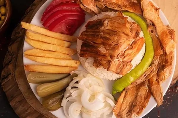 Academy Döner Gemlik, Tavuk Döner, Et Döner, İskender, Dürüm, Gemlik Dürüm - Resim 13