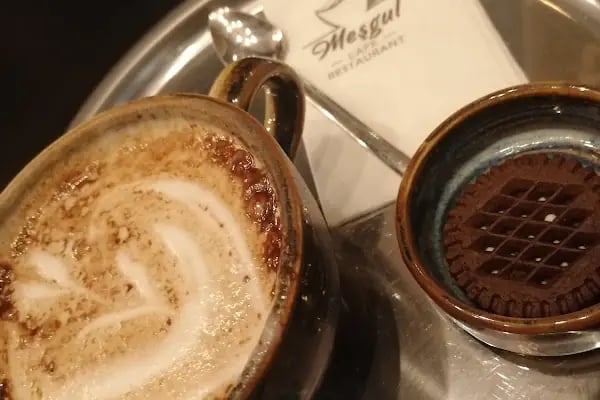 Meşgul Cafe - Resim 2