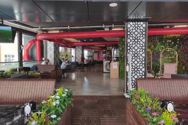 Meşgul Cafe - Resim 3