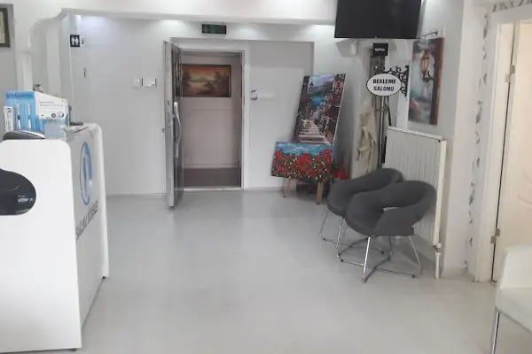 Dt. Ayşe Zeycan Kaleli Diş Kliniği ve Dt. Faruk SARIYERLİ Diş kliniği - Resim 19