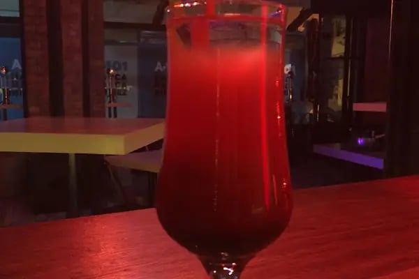 Tarzz Bar Büyükada - Resim 18