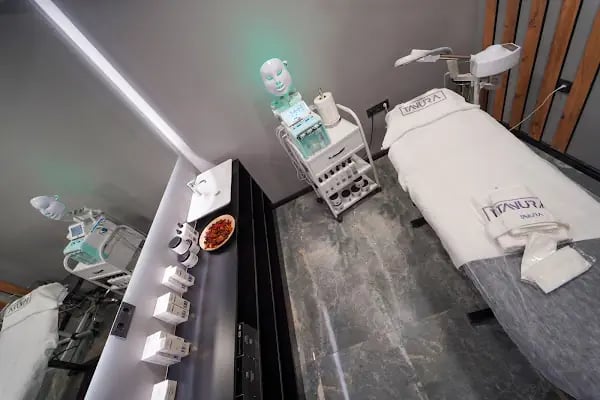 Santora Kadın Erkek Çocuk Kuaförü & Lazer Epilasyon Merkezi Balçova Kipa Avm Kuaför - Resim 12