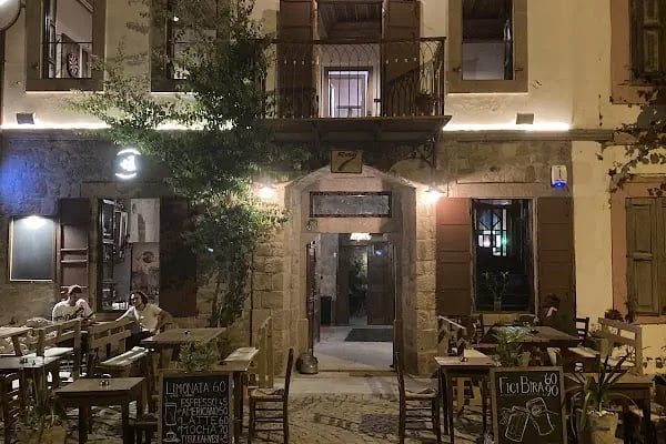 Cunda Se7en Local Pub - Resim 1