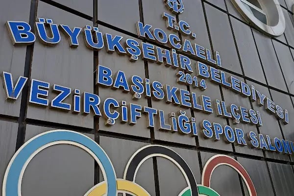 Kocaeli Büyükşehir Vezirçiftliği Kapalı Spor Salonu - Resim 11