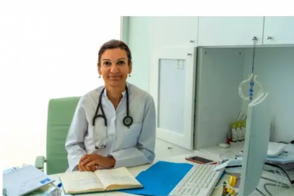 Uzm. Dr. Pınar Doyar, İç Hastalıkları - Resim 2