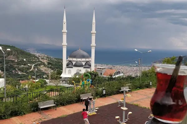 Tepe Mahallesi Cami - Resim 1