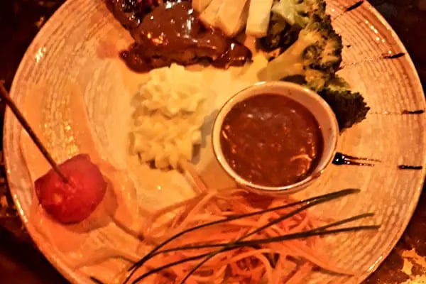 Flore Cafe Bistro - Resim 20