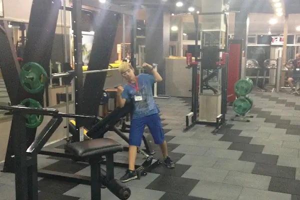 GOLD GYM FİTNESS CENTER - Resim 13
