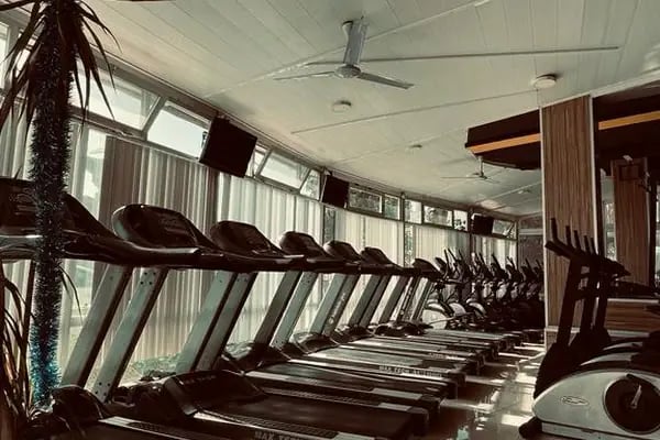 GOLD GYM FİTNESS CENTER - Resim 2