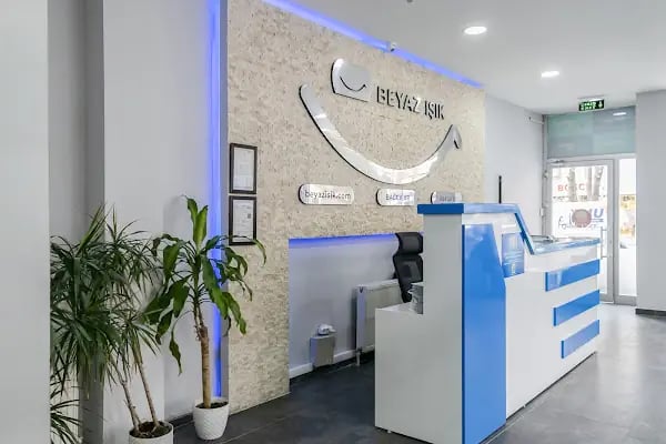 Beyaz Işık Diş Polikliniği Bağcılar - Resim 7