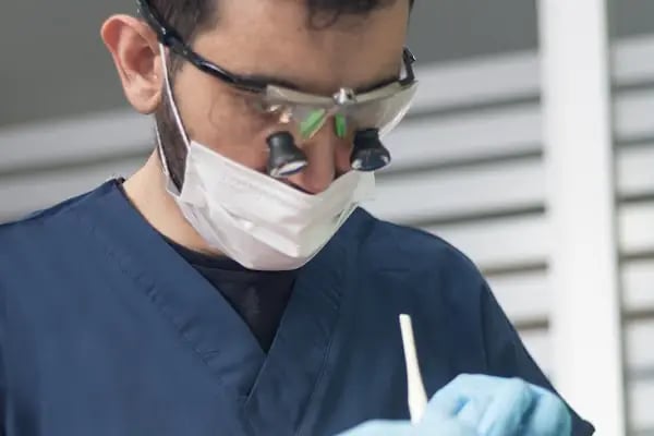 Beyaz Işık Diş Polikliniği Bağcılar - Resim 10