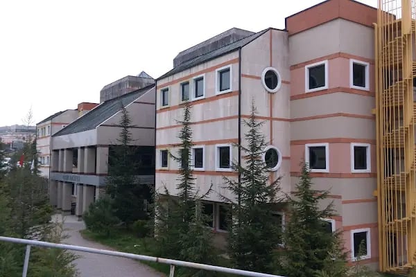 Kocaeli Üniversitesi Hukuk Fakültesi - Resim 5