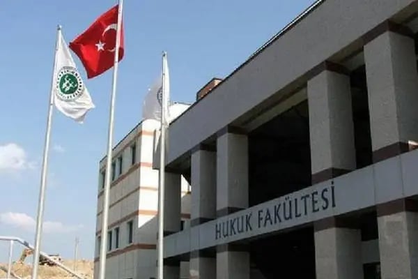 Kocaeli Üniversitesi Hukuk Fakültesi - Resim 15