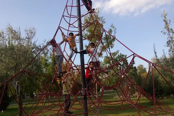 KBB-Birlik Parkı - Resim 4