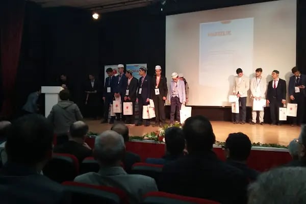 Yalova Halk Eğitim Merkez Konferans Salonu - Resim 7