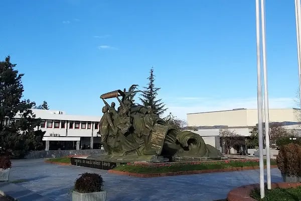 Karadeniz Teknik Üniversitesi - Resim 4