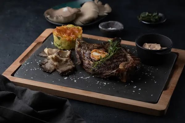 Careme Restaurant - Resim 5