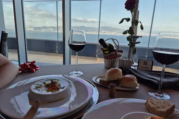 Careme Restaurant - Resim 6