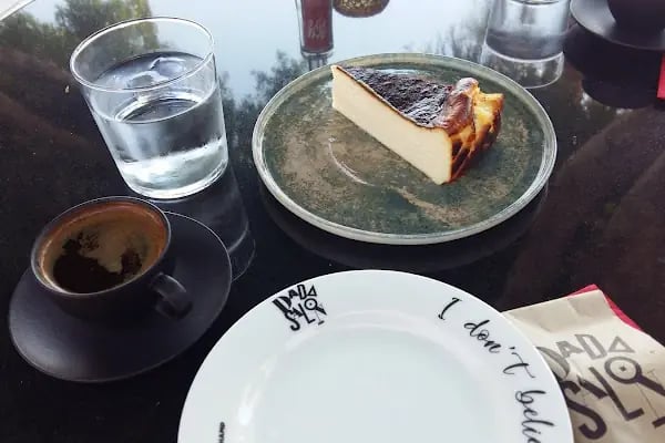 DADA SALON BRASSERIE - Resim 17