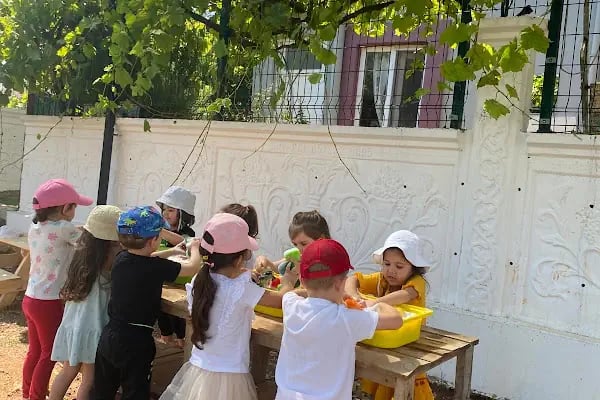 5 parmak -Özel kreş ve Gündüz bakımevi - Resim 13