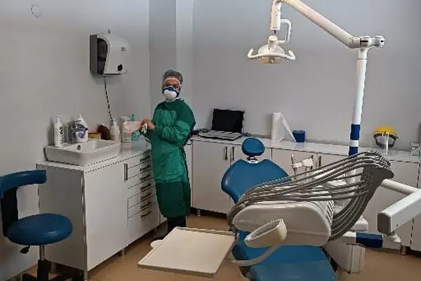 Uzm. Dt. Cansu İlgen, Endodonti-Kanal Tedavisi Uzmanı, Diş hekimi - Resim 5
