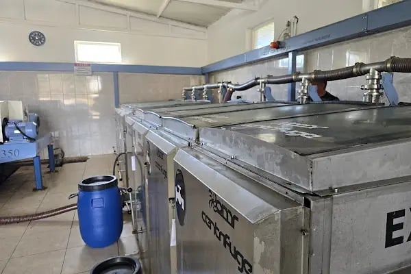 Soğuk Sıkım Zeytinyağı Fabrikası ATİKLER - Resim 4