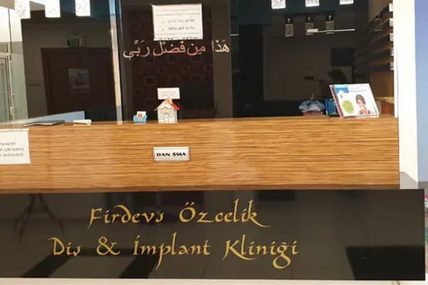 Dt DentalTerapi Firdevs Özçelik Ağız ve Diş Sağlığı Polikliniği - Resim 18