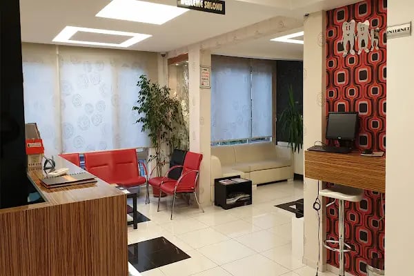 Dt DentalTerapi Firdevs Özçelik Ağız ve Diş Sağlığı Polikliniği - Resim 6