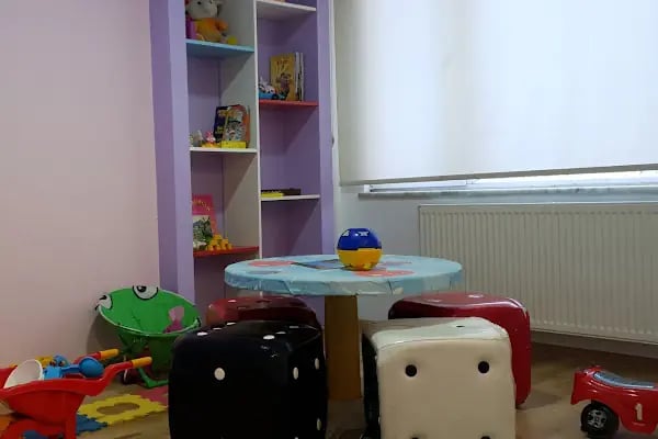 Dt DentalTerapi Firdevs Özçelik Ağız ve Diş Sağlığı Polikliniği - Resim 8