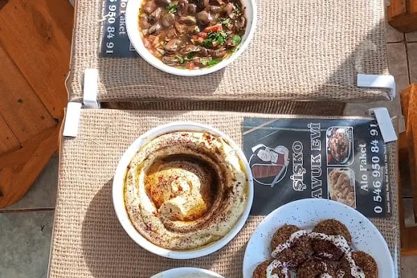 Şişko tavuk evi - Resim 2