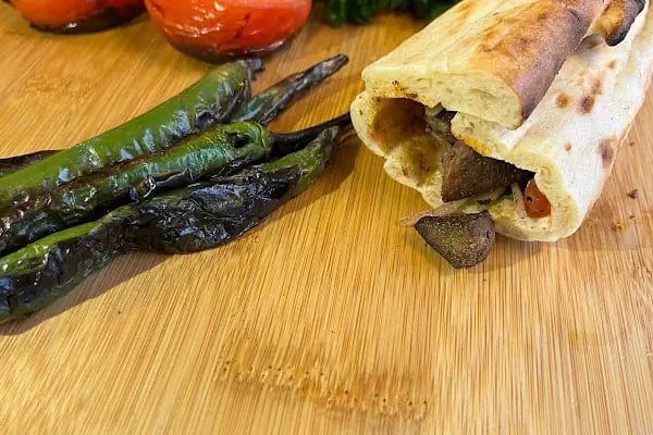 İzzEt (Restoran-Kasap-Şarküteri) - Resim 17